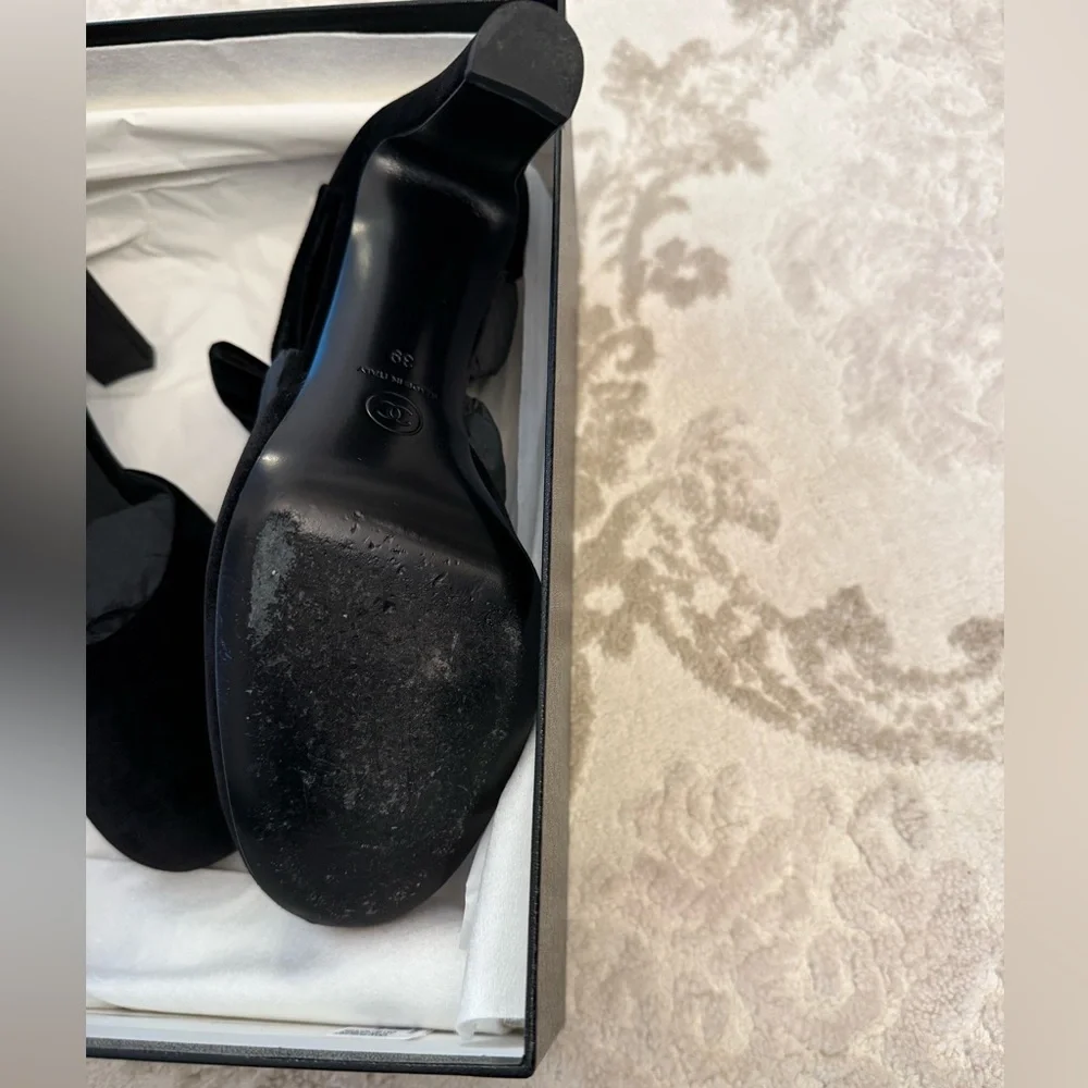 CHANEL Black Velvet Bow Accent Crystal CC Heel Pumps